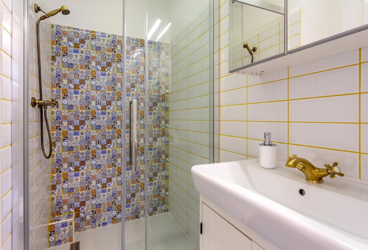 Goldcentral Apartments Akacfa Studios บูดาเปสต์ ภายนอก รูปภาพ