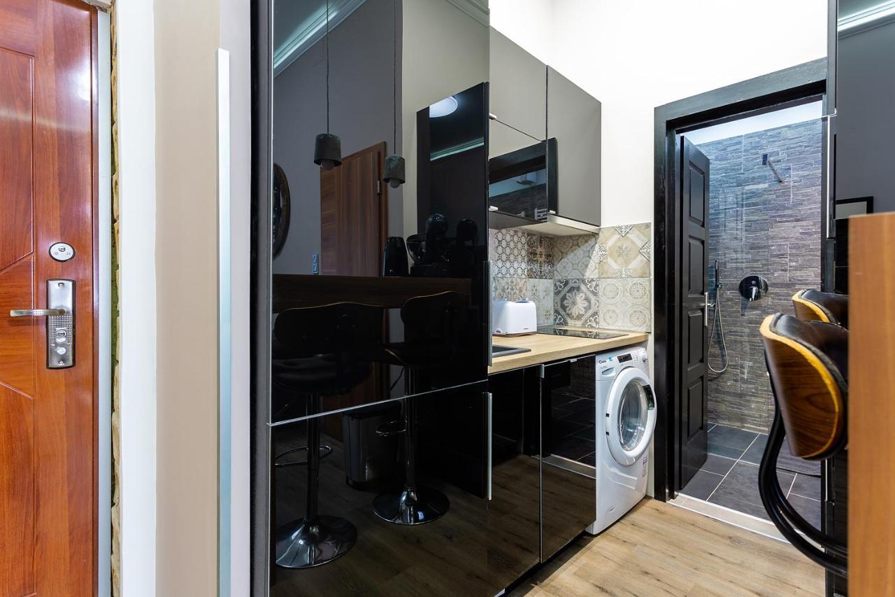Goldcentral Apartments Akacfa Studios บูดาเปสต์ ภายนอก รูปภาพ