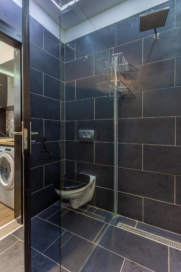 Goldcentral Apartments Akacfa Studios บูดาเปสต์ ภายนอก รูปภาพ